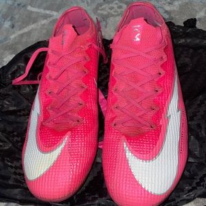 Pink Nike Mercurial Vapor Elite Size 10 (Preowned)